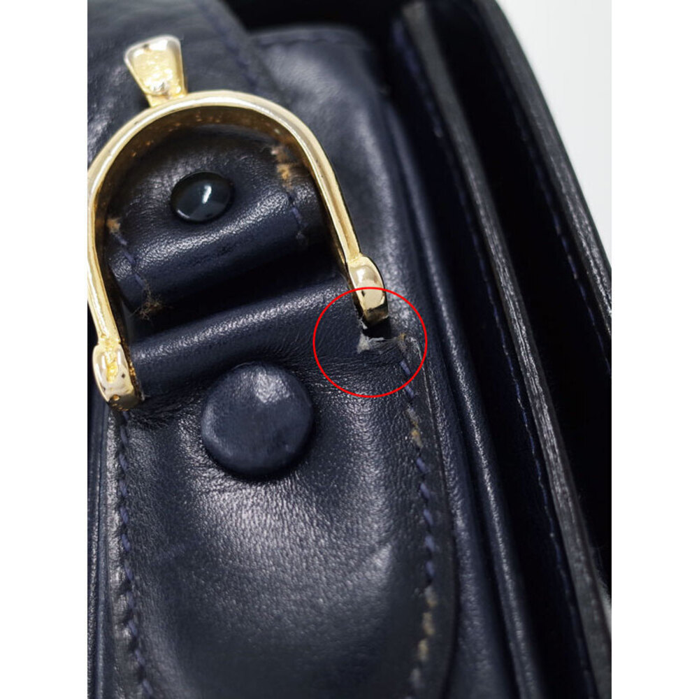 Celine black leather shoulder bag gold tone horse carriage motif - Picture 8 of 9